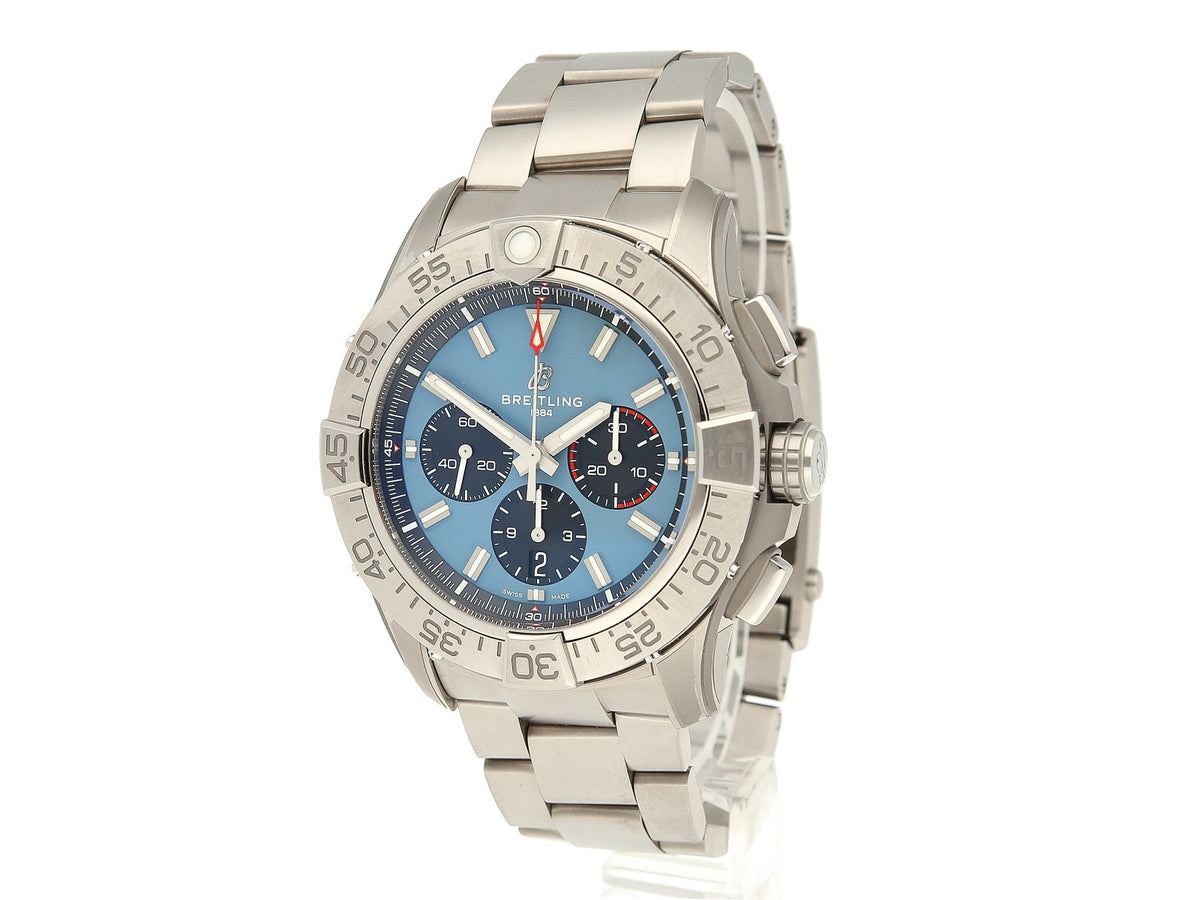 Breitling Super Avenger Full Set Garantie bis 2031