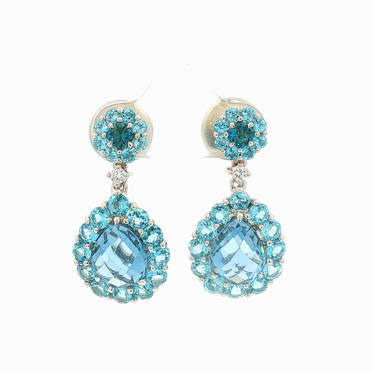 Topas-Ohrhänger aus Weißgold mit London-Blue-Topasen und Brillanten