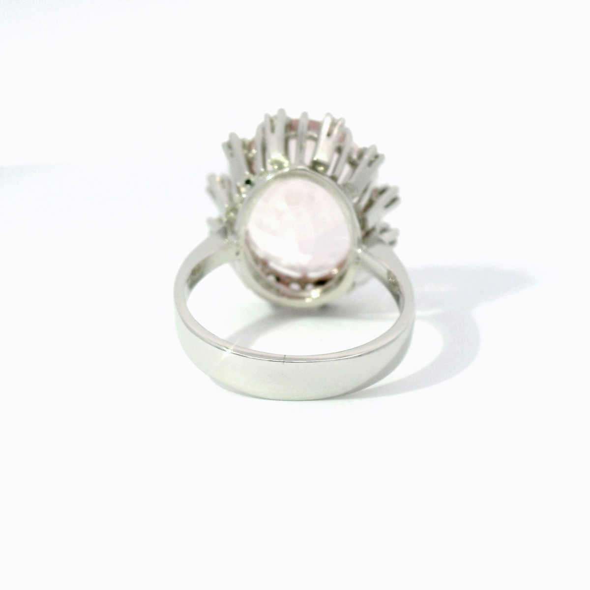 14 Karat Weißgoldring mit großem Morganit & Diamanten