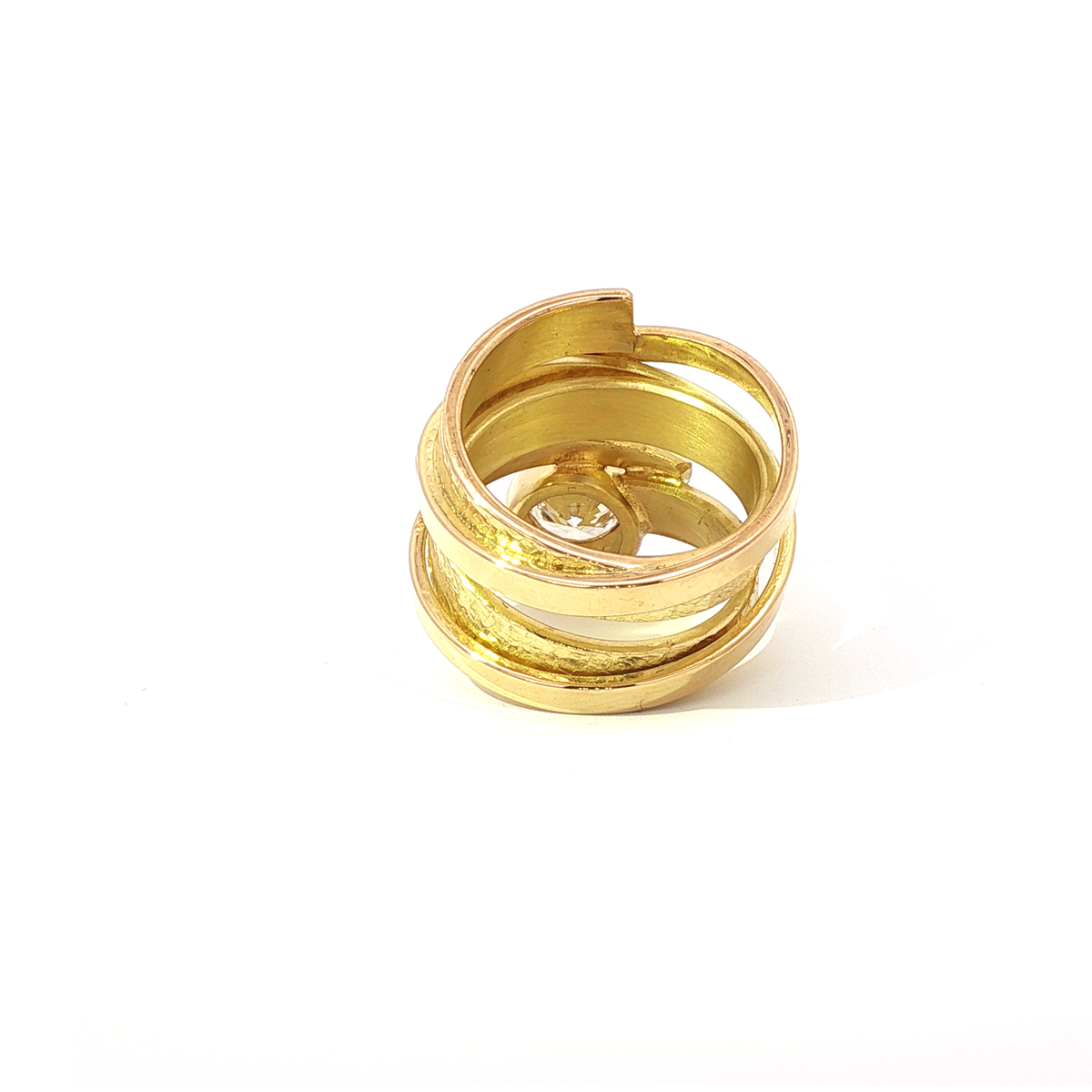750 Gelbgold Schmuckset mit Diamanten – Ring & Ohrringe