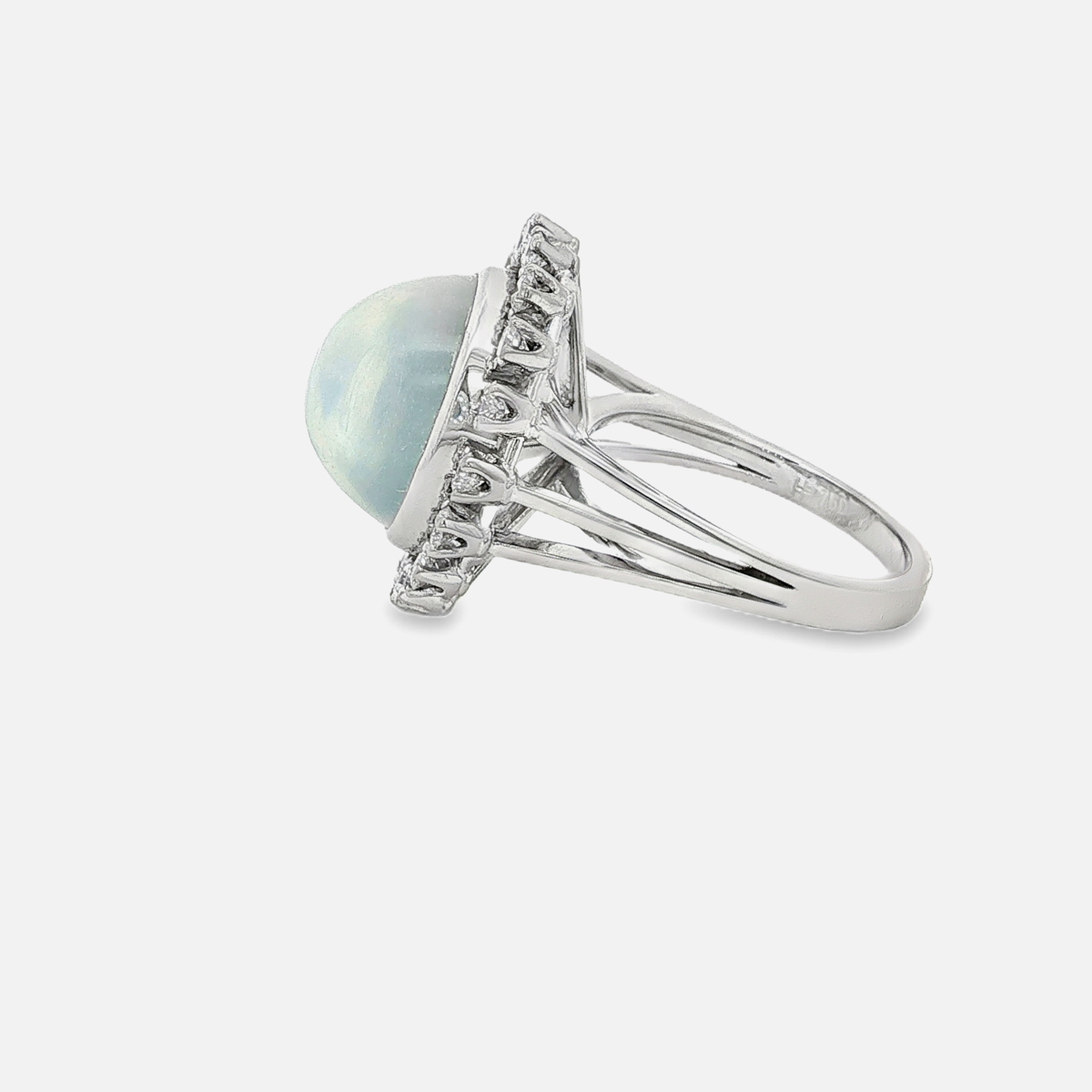 18 Karat Weißgoldring mit Mondstein & Brillanten