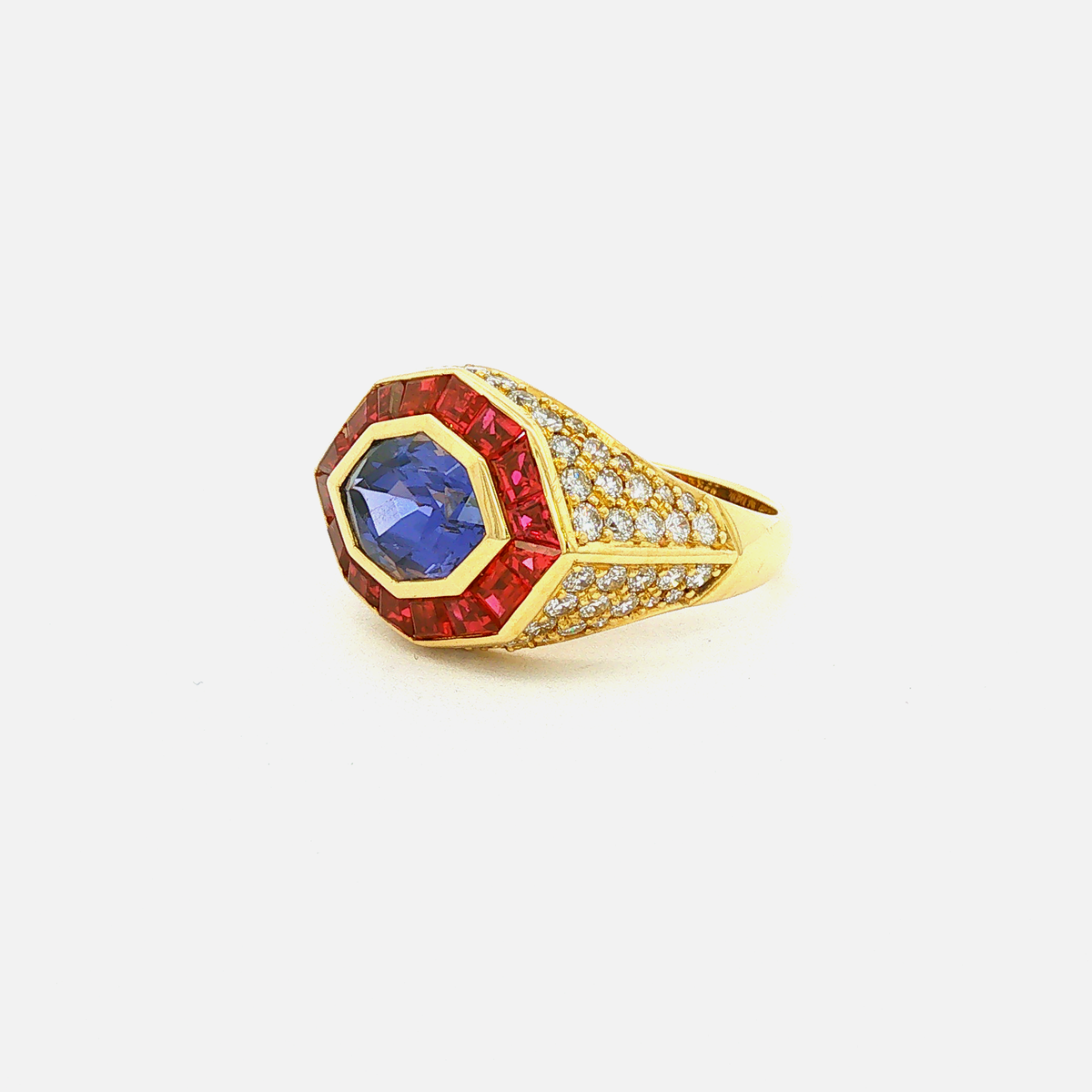 18-Karat-Goldring mit Saphir