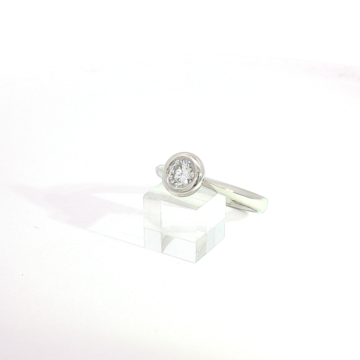 Platinring 950/- mit Brillant 0,50 ct
