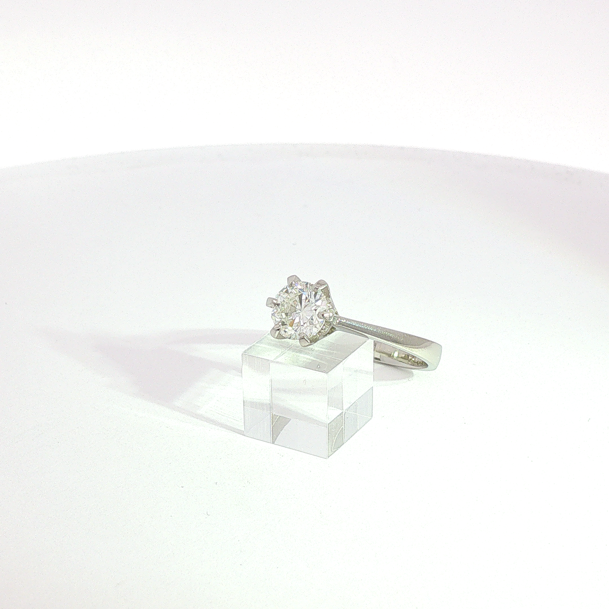 Platinring 950/- mit Brillant 0,96 ct