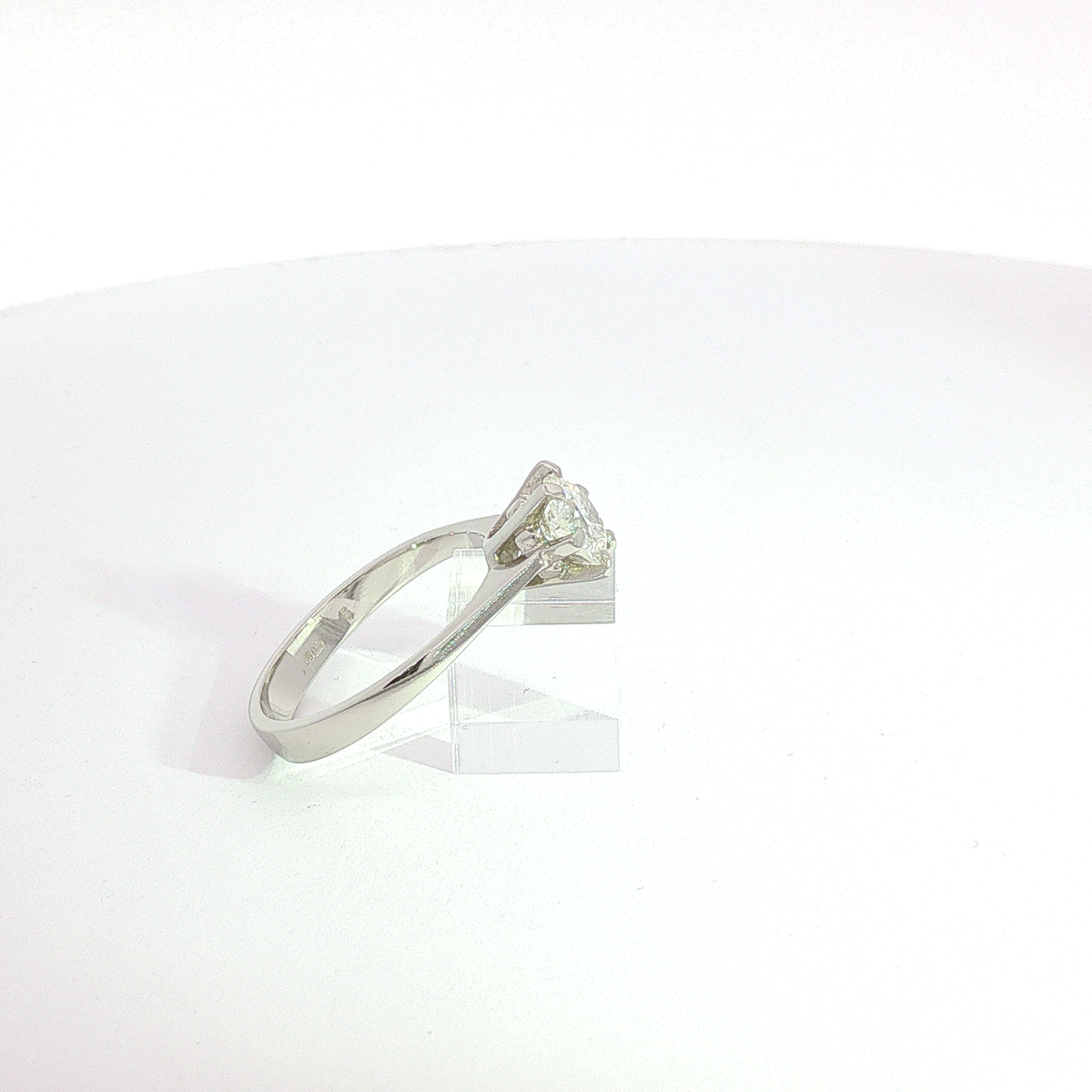 Platinring 950/- mit Brillant 0,96 ct