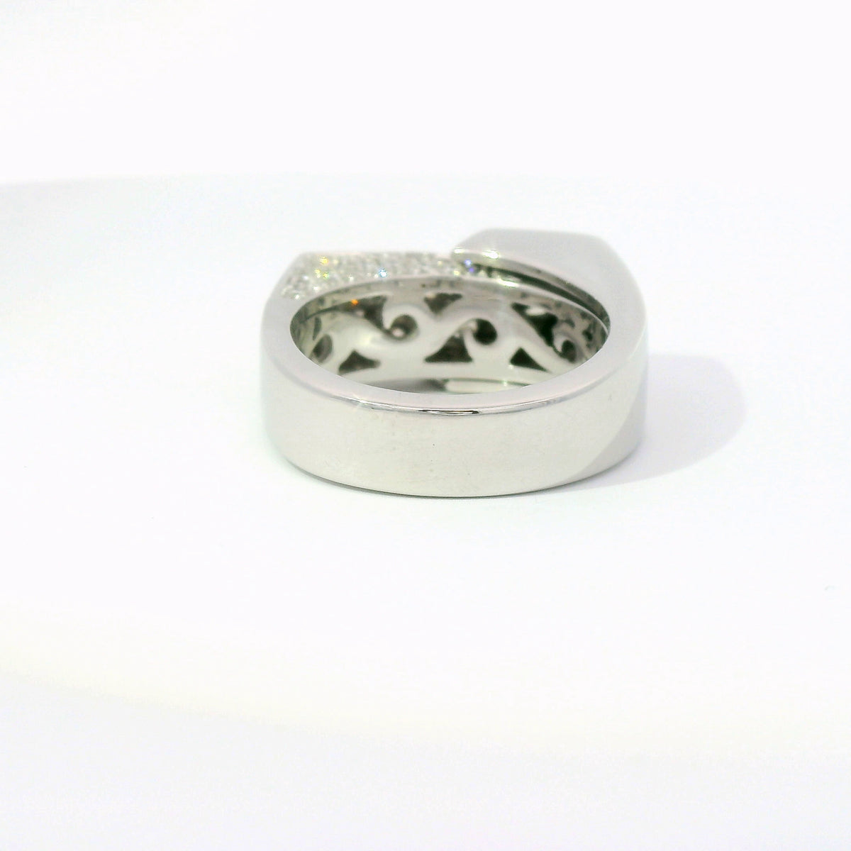 18 Karat Weißgoldring mit 1,20 ct Brillanten